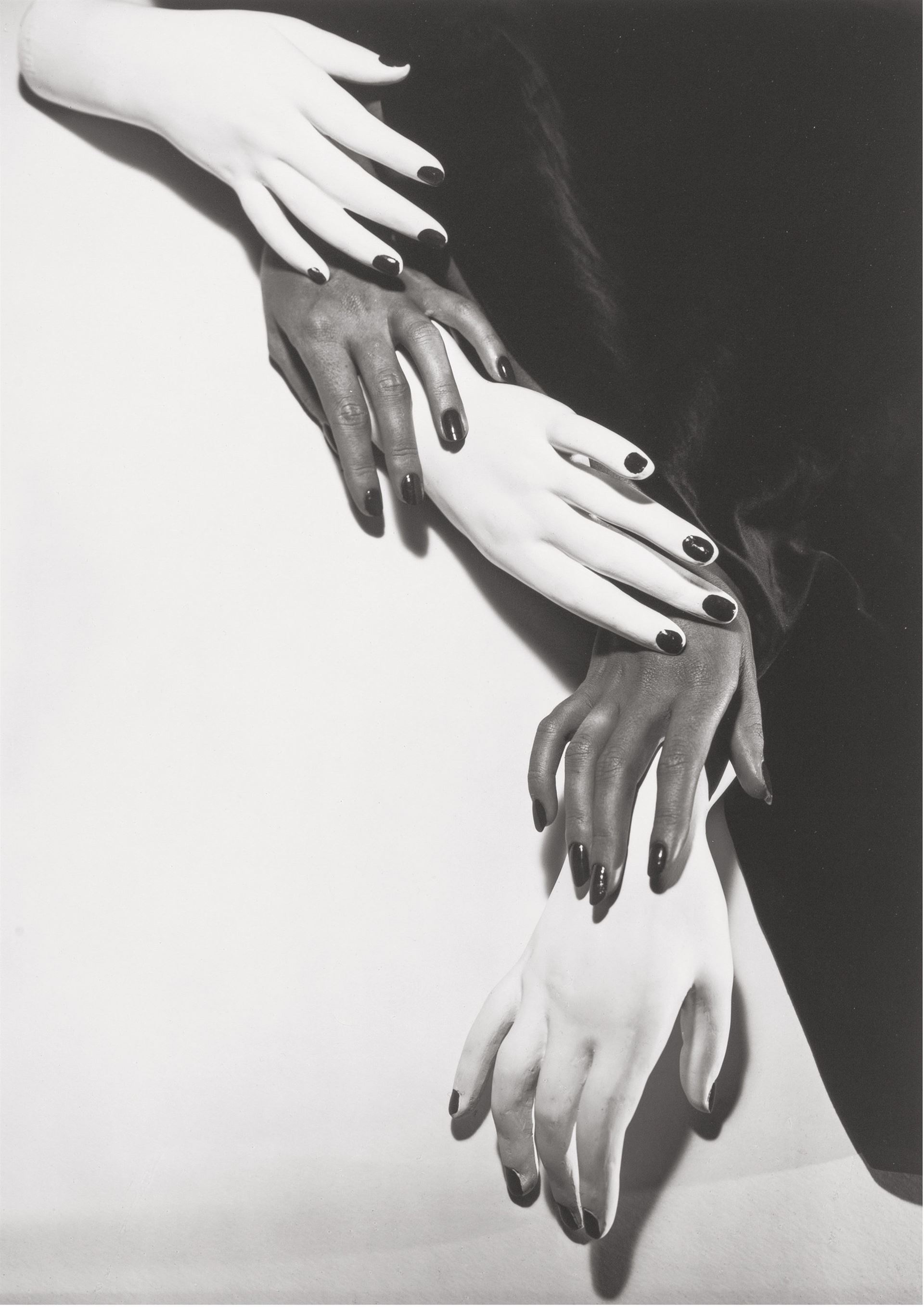 <div>Horst P. Horst, <i>Hand, Hands</i>, New York, 1941</div><div>Courtesy Horst Estate</div><div>© Horst Estate/ Condé Nast</div>